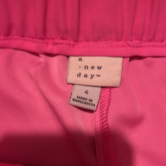 Target pink pants - Picture 2 of 3